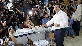 روز همه پرسی در یونان؛ شرکت سیپراس و ساماراس در رای گیری