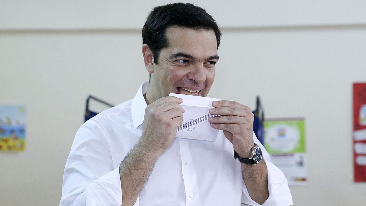 Greece: Alexis Tsipras among the first to vote