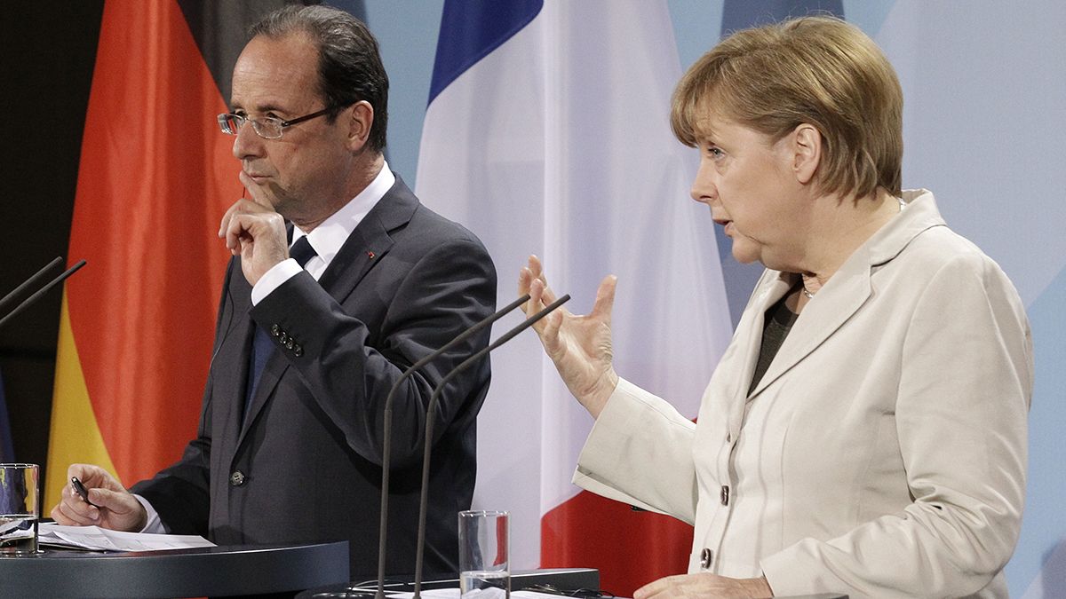Canlı izleyin: Hollande ve Merkel'in Yunanistan hakkında basın toplantısı