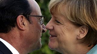 Hollande and Merkel urge Greece to make 'credible' proposals