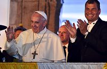 Ecuador: oltre un milione di fedeli accolgono Papa Francesco a Guayaquil