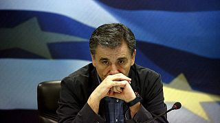 Grécia: Tsakalotos assume pasta das Finanças