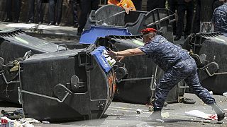 Dezenas de detidos em protesto na capital da Arménia