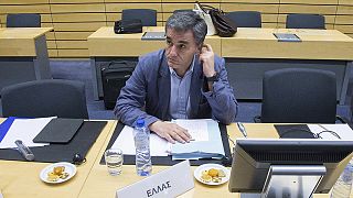 Tsakalotos reveals notes but no new proposals at Eurogroup
