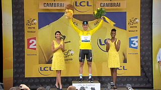 Tour de France: Martin trionfa sul pavé e si prende anche la maglia gialla