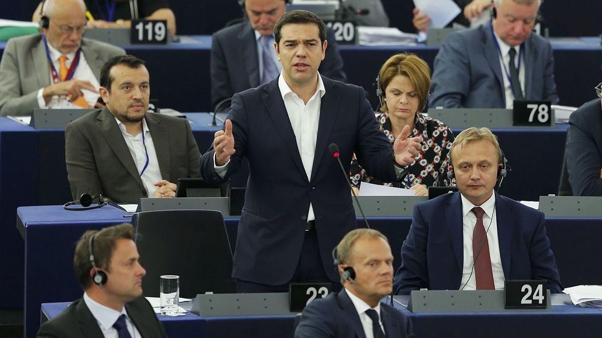 رئيس الوزراء اليوناني ألكسيس تسيبراس يواجه نواب البرلمان الأوربي