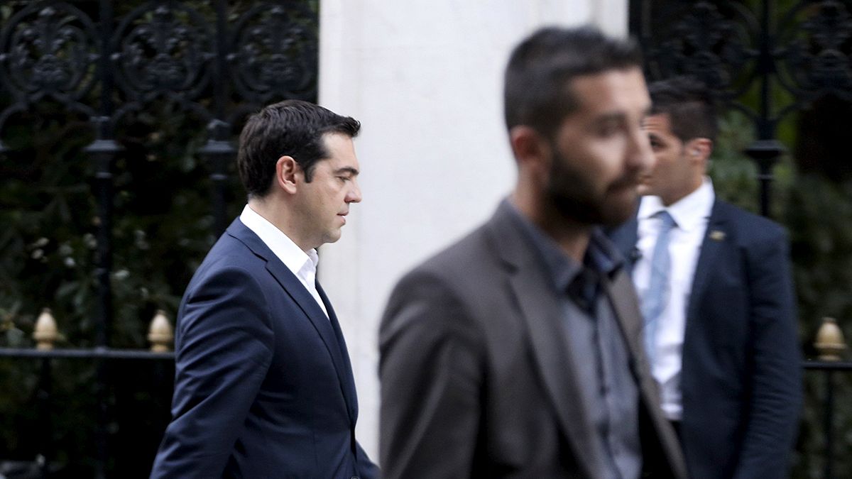 Tsipras presenta este jueves las reformas que deberían evitar la salida de Grecia del Euro