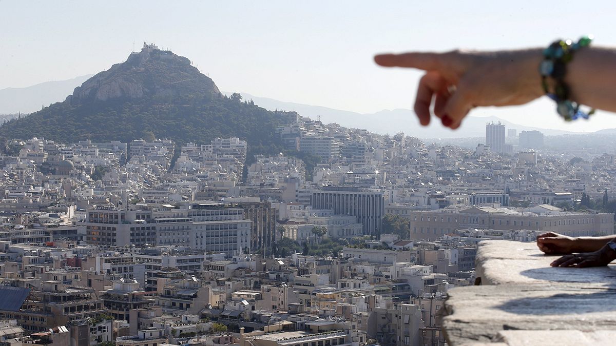 بحران یونان و تناقض های باورنکردنی آن