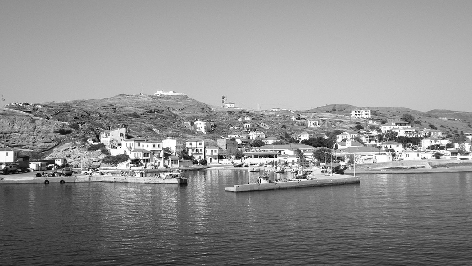 Στον Αη Στράτη κάνουν 5 ώρες ταξίδι για 50 ευρώ ανάληψη!