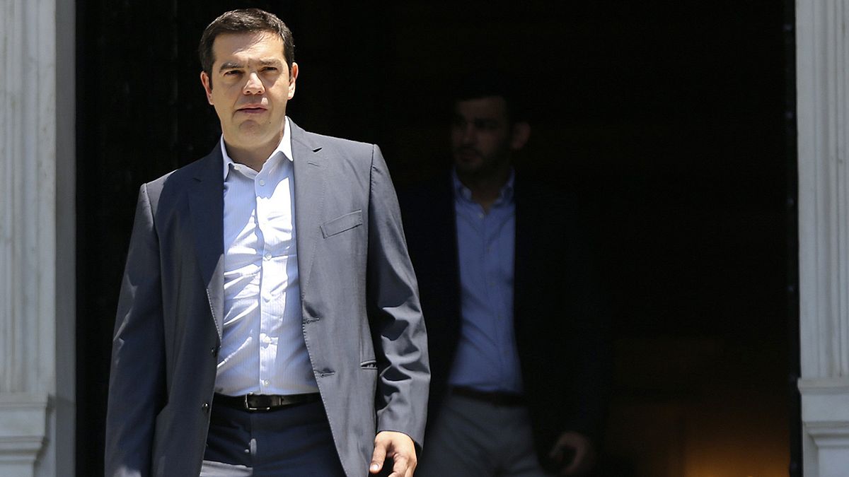Tsipras presentará hoy las reformas a los socios europeos para lograr un tercer rescate