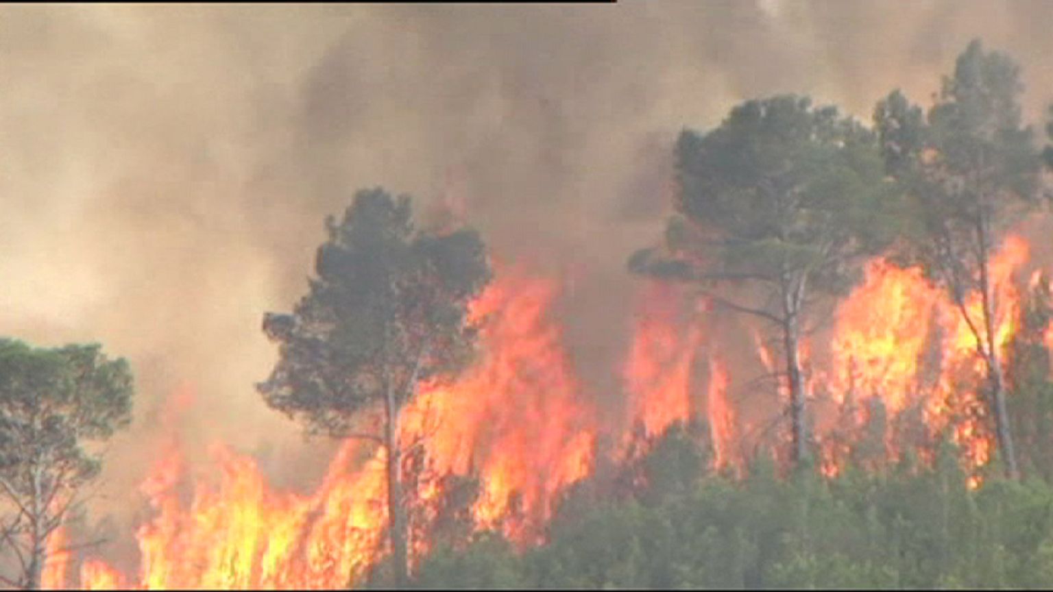 Espanha: Incêndios ameaçam várias províncias