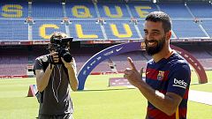 أف سي برشلونة يقدم رسميا أردا توران