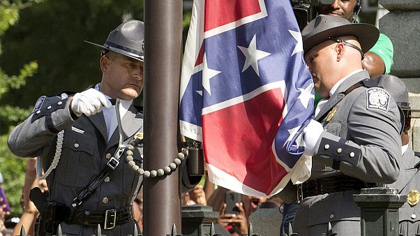 Etats-Unis: la Caroline du sud retire son drapeau confédéré Etats-Unis: la Caroline du sud retire son drapeau confédéré