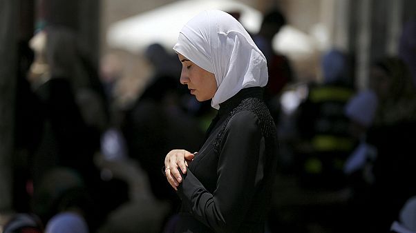 زنده شدن سنت سحرخوانی در بیت المقدس زنده شدن سنت سحرخوانی در بیت المقدس