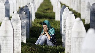 La Bosnie rend hommage aux victimes du massacre de Srebrenica