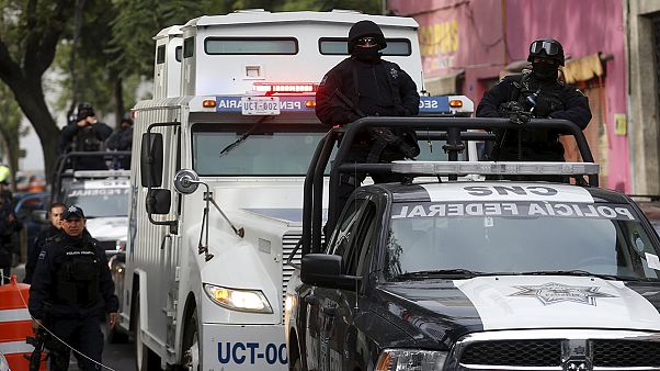 Самый разыскиваемый наркобарон вновь бежал из тюрьмы Самый разыскиваемый наркобарон вновь бежал из тюрьмы