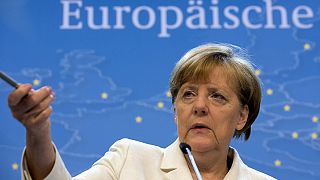 Grèce : Tsipras parle de choix difficiles, Merkel dit que la route est encore longue