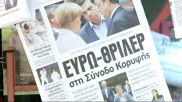 Yunanlılar rahatladı ancak anlaşma koşulları kaygılandırıyor Yunanlılar rahatladı ancak anlaşma koşulları kaygılandırıyor