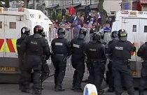 Irlanda do Norte: 8 polícias feridos em confrontos