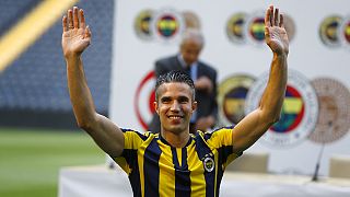 Calcio: tre anni con il Fenerbahce per Van Persie