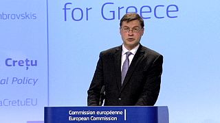 Bruselas propone un crédito urgente de 7.000 millones euros para Grecia