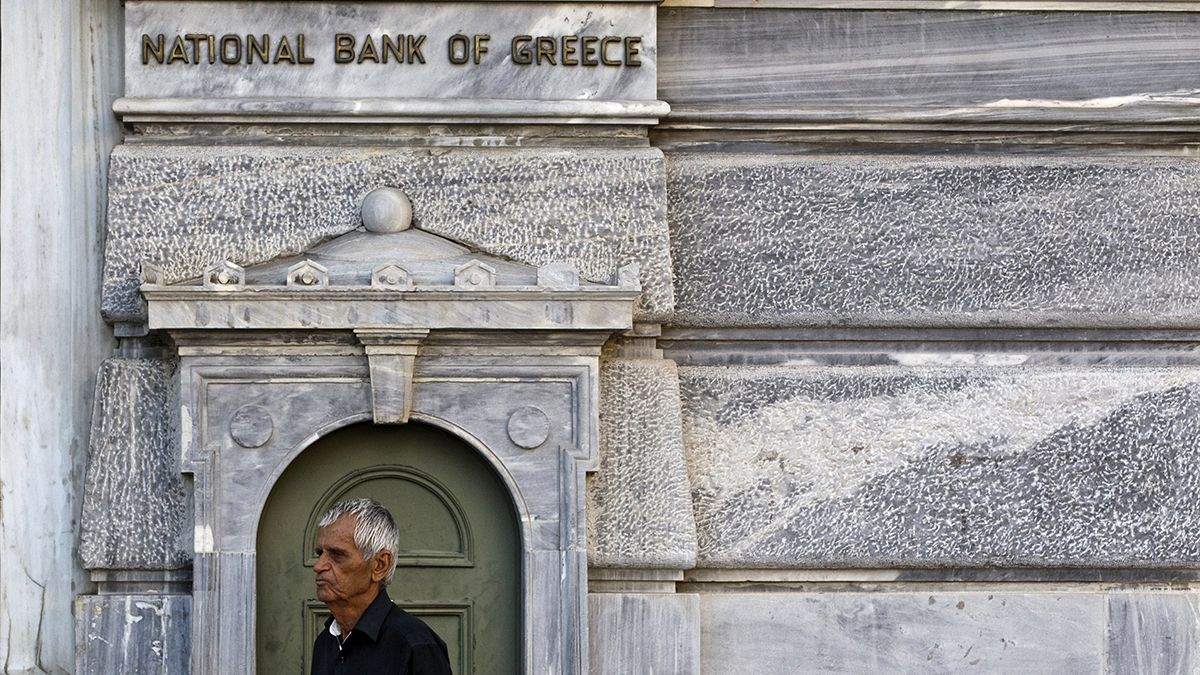 AB'nin gündemi: Yunanistan'ın kurtarılması
