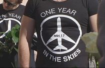 Το Κίεβο κατηγορεί τους αυτονομιστές και την Μόσχα για την κατάρριψη της πτήσης MH17