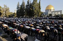 Muçulmanos celebram fim do Ramadão