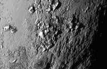 Plutão: uma enorme planície gelada e uma atmosfera "em fuga"
