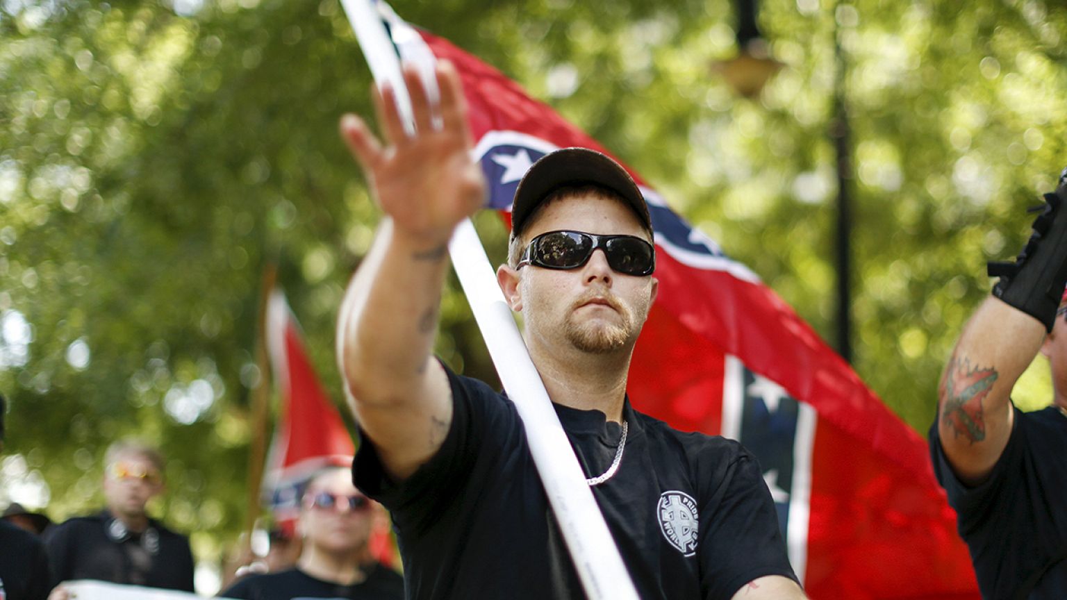 Rasszisták tüntettek az amerikai konföderációs zászlóért