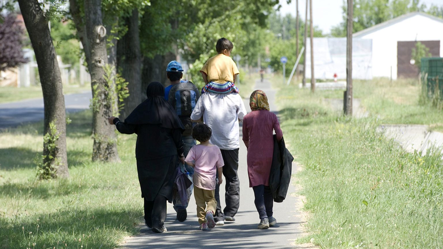 Menekültek között - tudósítás a Nyugati térről