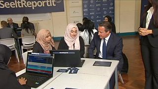 David Cameron radikal İslam'a karşı sivil mücadele planını açıkladı