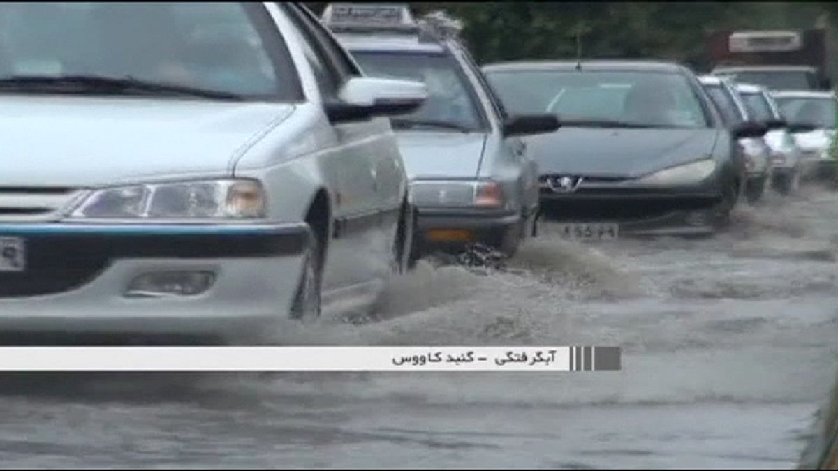 سیلابهای شدید در چند شهر ایران خسارت به بار آورد