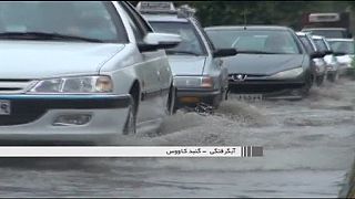 Una violenta tormenta de verano causa el caos en Irán