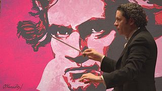 Dudamel's gift of Beethoven to brotherly Bogota
