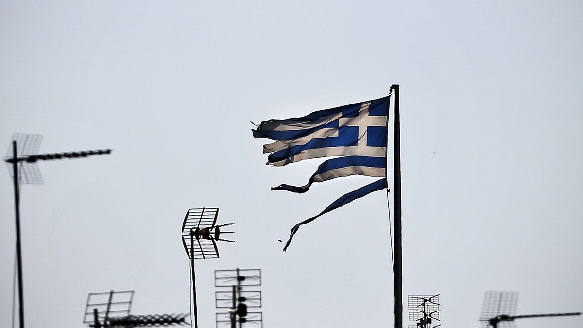 Grécia: Parlamento vota segundo pacote de reformas