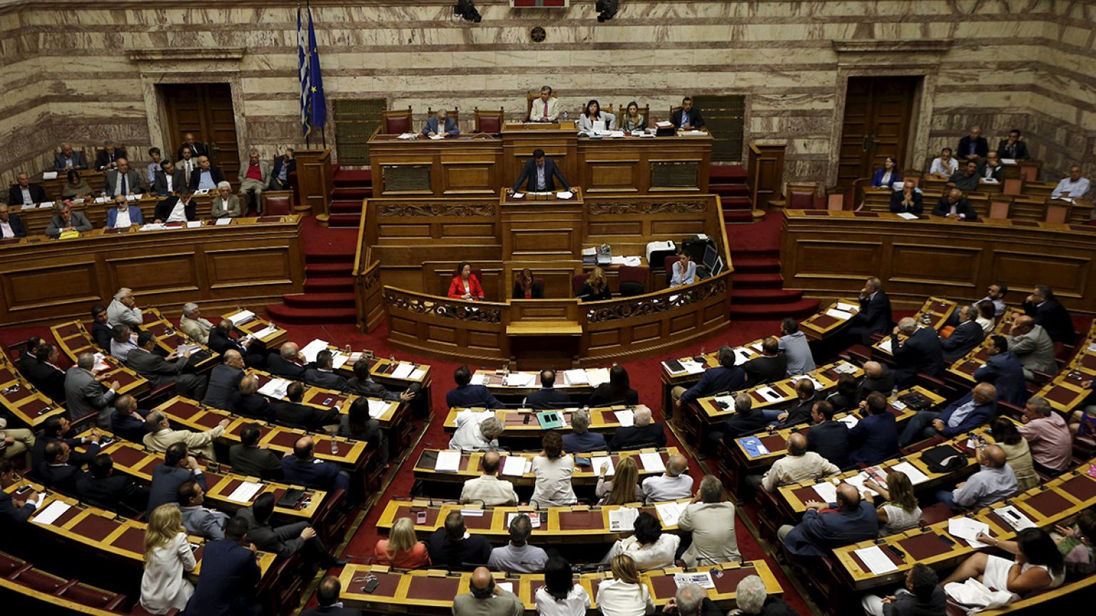 Grèce : adoption du second volet de réformes demandées par les créanciers