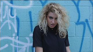 Rising pop star Tori Kelly launches debut album