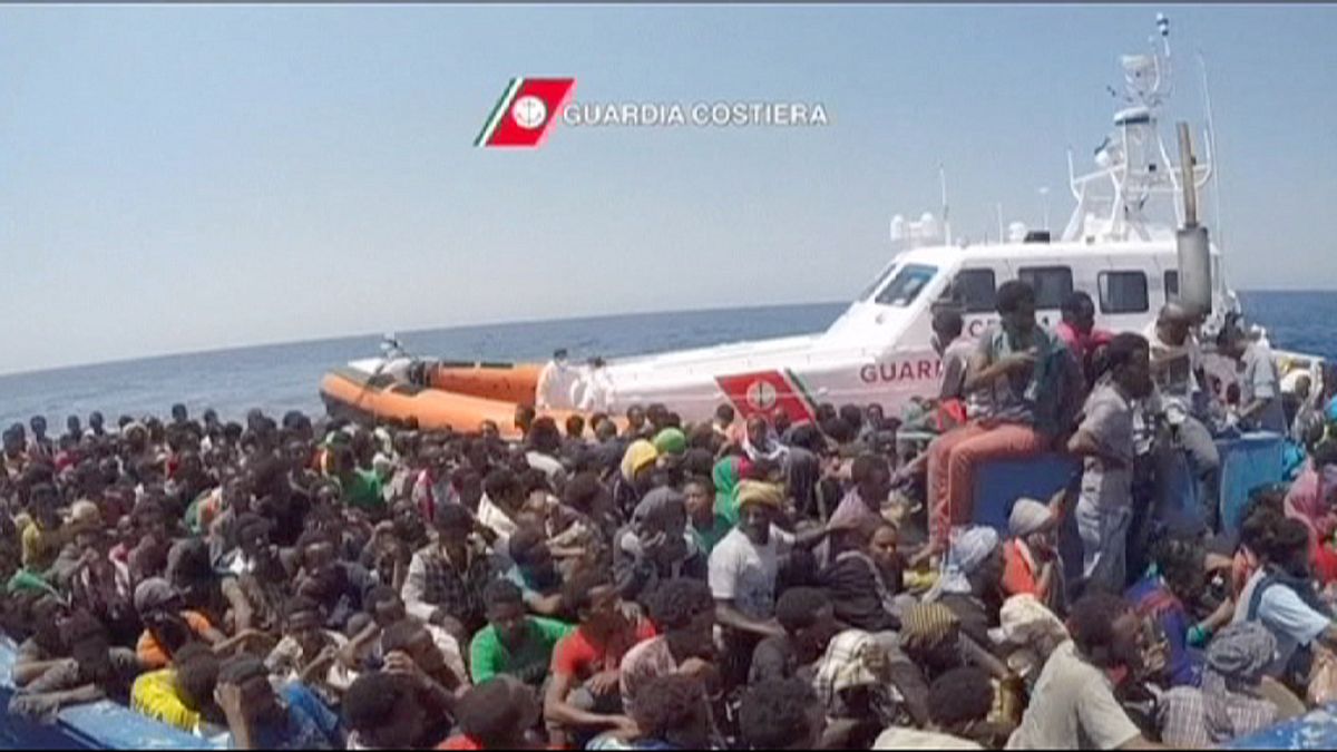 Dozens of African migrants feared drowned off Libya