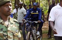 Burundi: újraválasztották harmadszorra is az elnököt