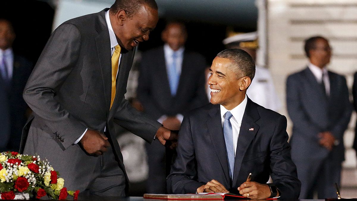Обама прибыл в Найроби и отужинал с кенийскими родственниками