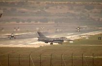 Турция подтвердила нанесение авиаударов по позициям курдских боевиков в Ираке и ИГ в Сирии