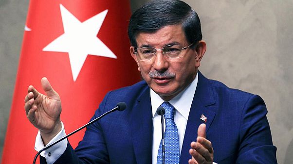 تركيا تعلن على لسان رئيس وزرائها انها "لن تتهاون مع من يهدد أمنها" تركيا تعلن على لسان رئيس وزرائها انها "لن تتهاون مع من يهدد أمنها"