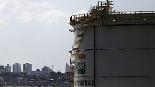 Petrobras yöneticileri hapse atıldı