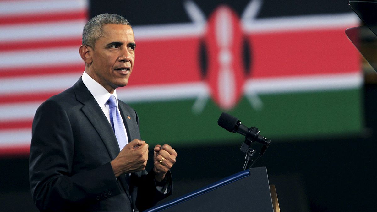 Obama concluye una visita a Kenia en la que no se ha mordido la lengua
