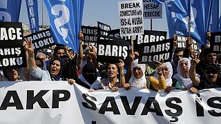 Turkish Kurds protest against airstrikes and mass arrests