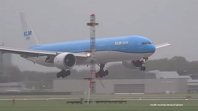 Watch: dramatic landing of KLM plane at Schiphol Airport