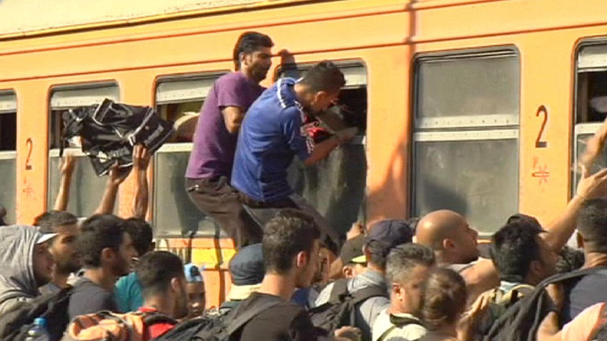 Makedonya'nın başı kaçak göçmenlerle dertte