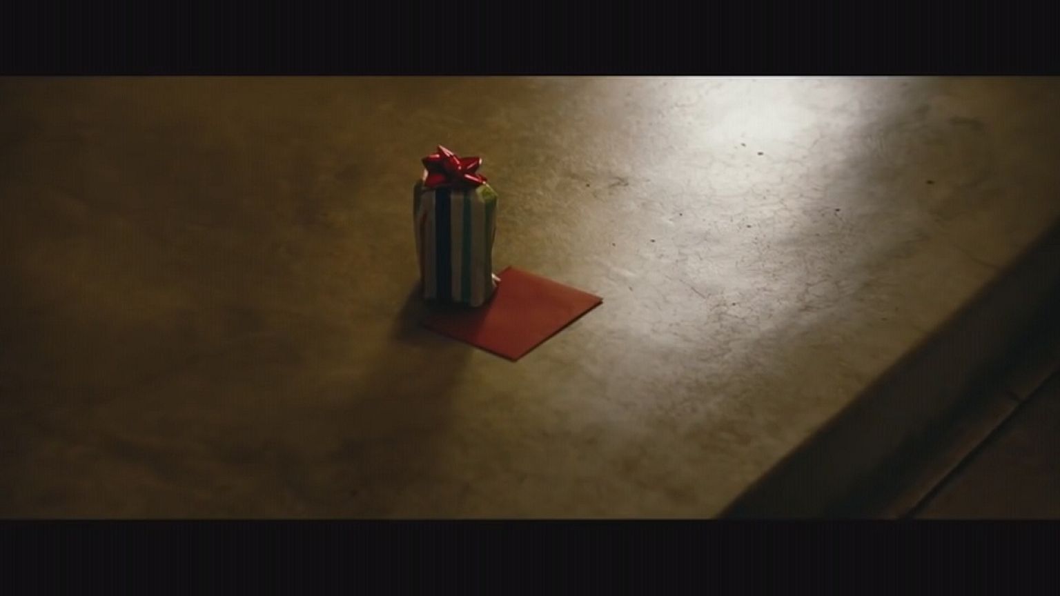 "The Gift", un dono dal passato