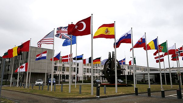 NATO apoia ofensiva turca mas com reservas sobre ataques a PKK NATO apoia ofensiva turca mas com reservas sobre ataques a PKK